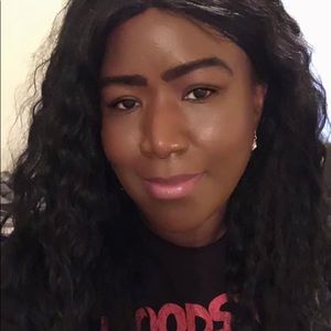 Meet your Posher, Katena